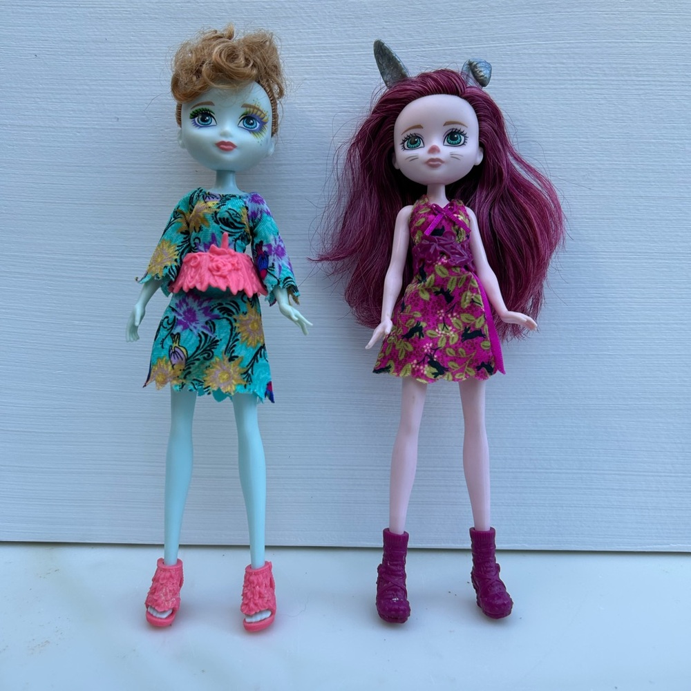 Featherly and Harelowe Ever After High Forest Pixies Dolls